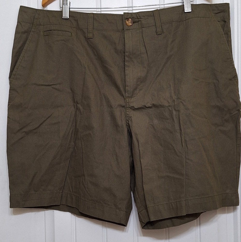 George Men Shorts Flat Front Cotton Khaki Shorts Size 42